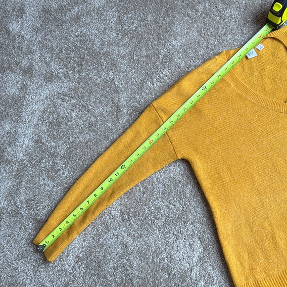 Gap sweaters. Blue, yellow, tan. - Picture 10 of 11